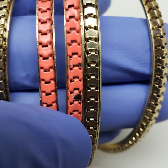 Women's Stunning Set of 5 Gold-tone & Salmon pink Colors Bangle Bracelets - Picture 7 of 8